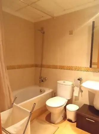 Piso De 2 Con Piscina Comunitaria *