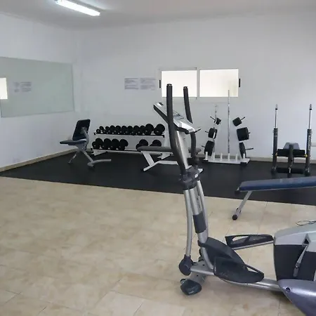 Piso De 2 Con Piscina Comunitaria *