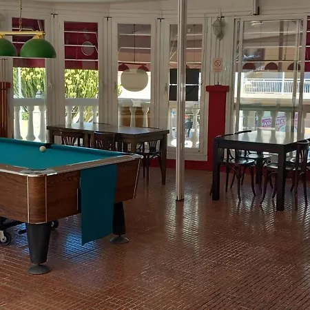 Piso De 2 Con Piscina Comunitaria *